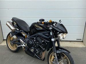 TRIUMPH STREET TRIPLE R