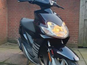 SUPERLEUKE YAMAHA JOG TWEETAKT SNORSCOOTER — SCOOTERS | YAMAHA — MARKTPLAATS