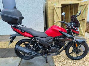 YAMAHA YS125 NAKED PETROL MANUAL EURO 4 (10 PS) 125 CC
