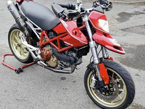 DUCATI HYPERMOTARD 1100 CM3