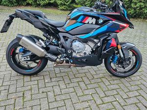 BMW M 1000 XR
