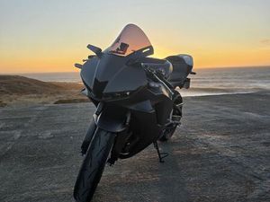HONDA CBR 600 RR PARQUE DAS NAÇÕES