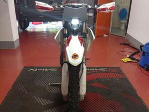 FANTIC 125E XE 125 ROSSO