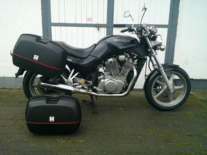 SUZUKI VX 800 *EINMALIGER ZUSTAND*REIFEN+TÜV+INSP. NEU*