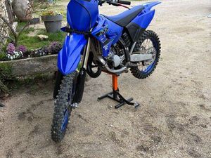 125 YZ