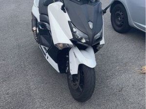 YAMAHA TMAX 530