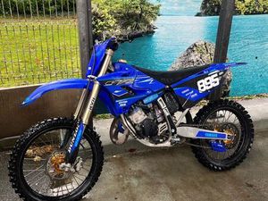 125 YZ