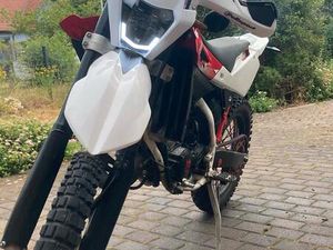 HUSQVARNA WRE 125 – MOTOR ÜBERHOLT – TOP ZUSTAND
