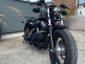 HARLEY DAVIDSON FORTY EIGHT