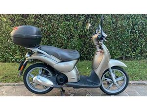 VENDO APRILIA SCARABEO 50 4T 4V (2009 - 17) USATA A SARONNO (CODICE 9906744) - MOTO.IT