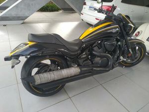 SUZUKI BOULEVARD M1800 R BOSS