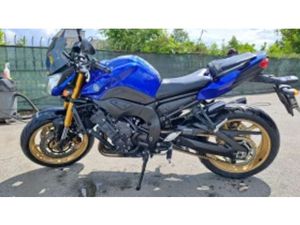 YAMAHA FZ8