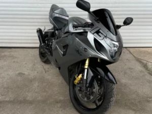SUZUKI GSXR 600 K5