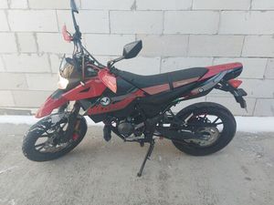 MALAGUTI XSM 50 2T NISKI PRZEBIEG NOWA ZBLICHA