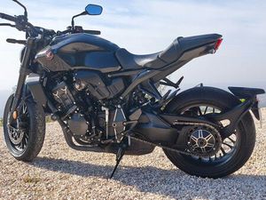 HONDA CB 1000 R BLACK EDICION ALGOZ E TUNES