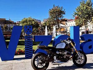 BMW R NINE T R12 SÃO MIGUEL E SÃO JOÃO