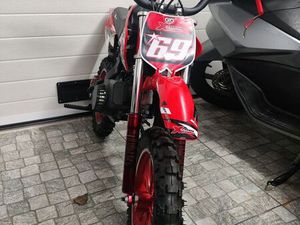 MINIMOTO CROSS 50 CC AGUALVA E MIRA-SINTRA