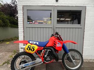 HONDA - CR 250 R - 1985