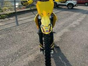 SUZUKI VALENTI RME 50 - 2014