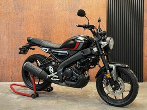 SUPER YAMAHA XSR 125 ABS KOMPLET KSIĄŻKI SUPER STAN ASO OKAZJA ! WRZEŚNIA