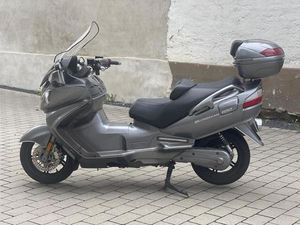 SUZUKI BURGMAN 650