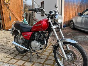 SUZUKI GN125 (NEUER MOTOR!) / FÜR BASTLER