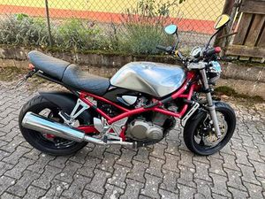 SUZUKI GSF 400 BANDIT CAFÉ RACER UMBAU