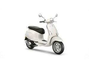 VENDO VESPA PRIMAVERA 50 (2024 - 25) NUOVA A MONZA (CODICE 9906757) - MOTO.IT
