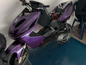 VERKAUFE YAMAHA AEROX 70 CC MK2