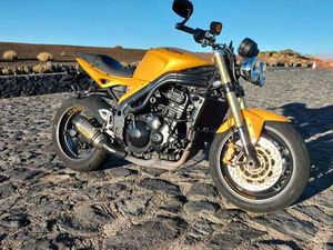 TRIUMPH - SPEED TRIPLE 1050