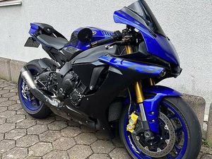 YAMAHA YZF-R1 CANTON ARGOVIE -
