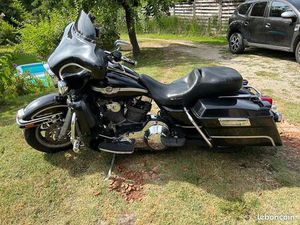 HARLEY DAVIDSON ELECTRA GLIDE