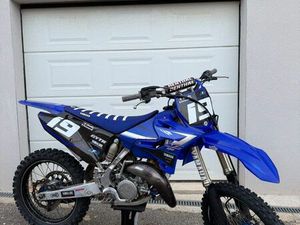 125 YZ