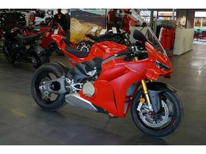 DUCATI PANIGALE V4 S +CARBON +9 EXTRAS **MODELL 2025**