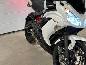 KAWASAKI NINJA 650 →