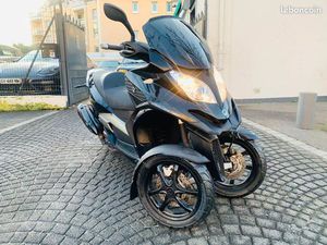 QUADRO QUADRO 4 350 S - MAXI SCOOTER TROIS ROUES -TBE - 21CVX - 4XCB -REPRISES