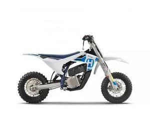 2024 HUSQVARNA MOTORCYCLES EE 3