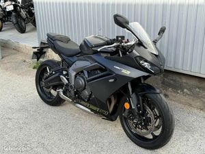 TRIUMPH DAYTONA DAYTONA 660