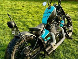 125 XVS BOBBER