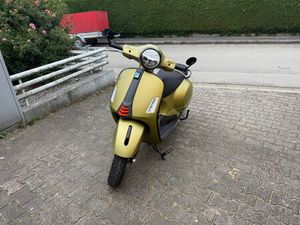 PIAGGIO VESPA GTS 125 SUPERSPORT