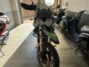 MOTO GUZZI V85 TT CENTENARIO