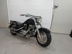 SUZUKI VL 1500 INTRUDER