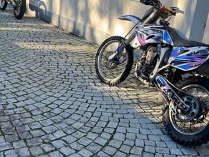 YAMAHA YZ250F MOTA DE ENDURO/CROSS MOLELOS