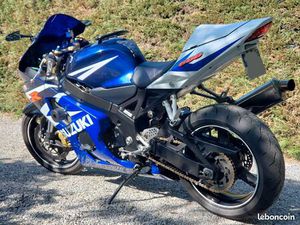 GSXR 600 K5 SUZUKI