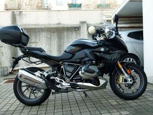 BMW R 1250 RS TRIPLE BLACK