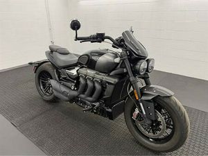 2022 TRIUMPH ROCKET 3 GT TRIPLE BLACK