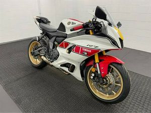 2022 YAMAHA YZF-R7 WORLD GP 60TH ANNIVERSARY EDITION