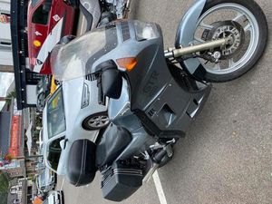 ② KAWASAKI GTR 1000