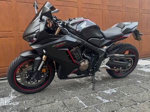 HONDA CBR650R