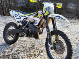 HUSQVARNA TE 300 TARGATA